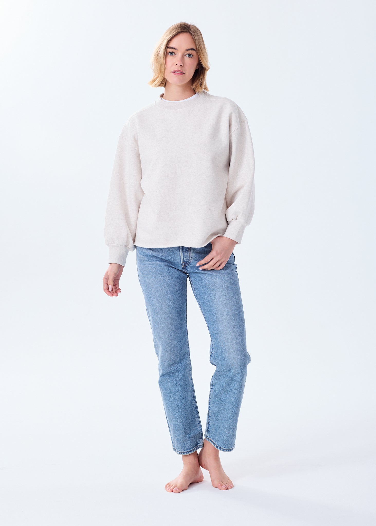 The Sunday Sweatshirt – Alice Walk