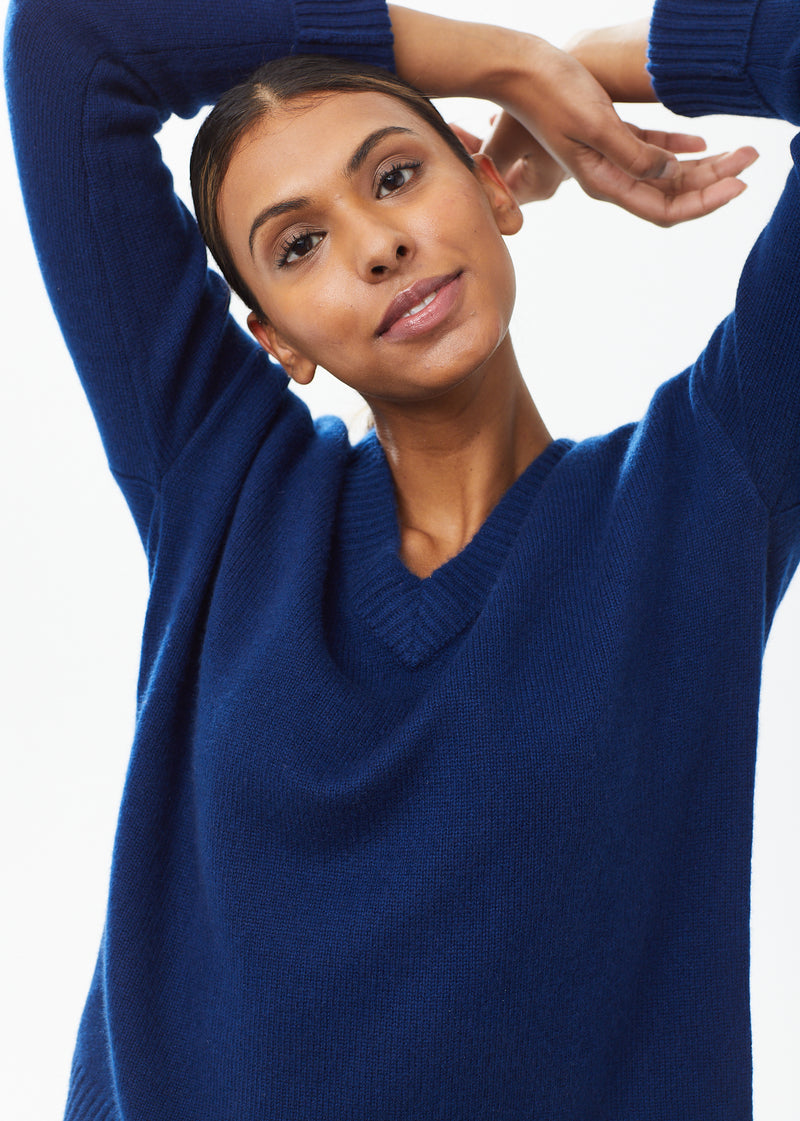 The Cashmere V-Neck